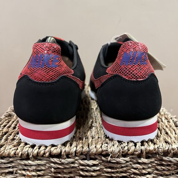 Year of the Snake Nike Cortez Men Size 9 555432 001 Chinese lunar new year 2013 main image 11